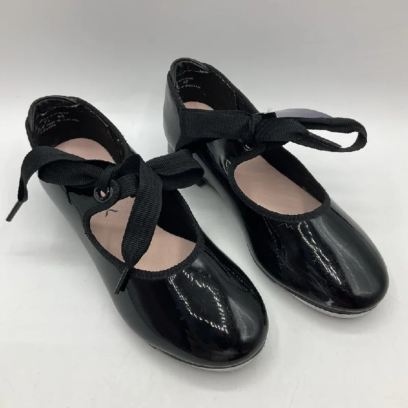 Size 1Y: Capezio Black Tap Shoes