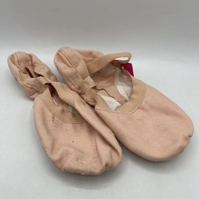 Size 2: Bloch Pink Ballet Slippers