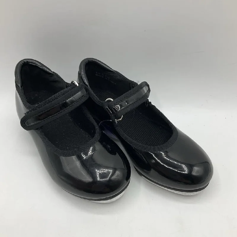 Size 9.5: Black Velcro Tap Shoes